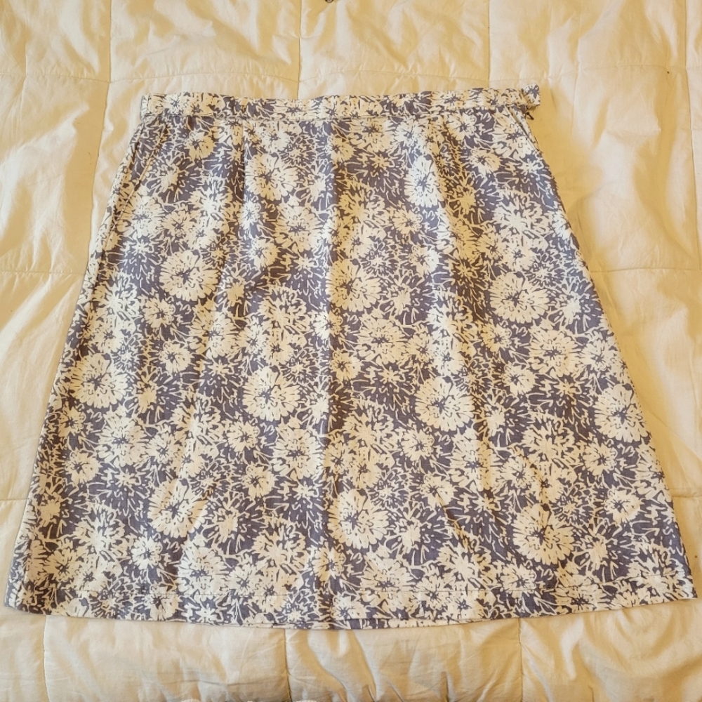 L.L Bean womans classic fit A-line linen & cotton blend floral skirt size large - Picture 13 of 14